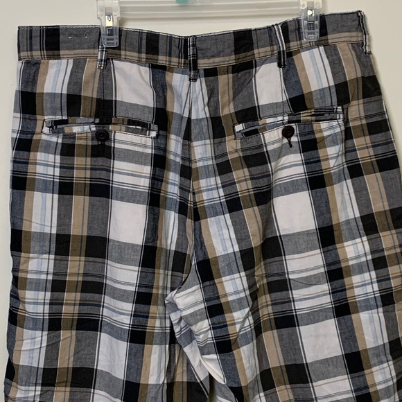 UnionBay Plaid Shorts Size 38 - Picture 9 of 9